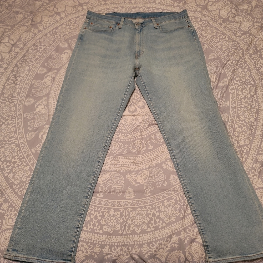 NWOT Levi 541 ATHLETIC TAPER FIT MEN'S JEANS light wash 38x32